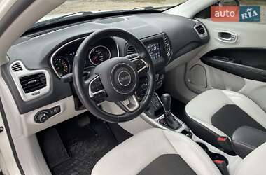 Внедорожник / Кроссовер Jeep Compass 2019 в 