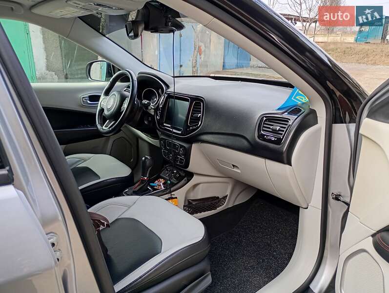 Внедорожник / Кроссовер Jeep Compass 2018 в Белгороде-Днестровском