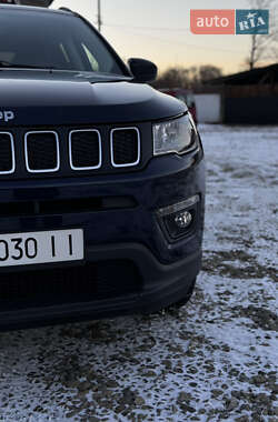 Внедорожник / Кроссовер Jeep Compass 2017 в 