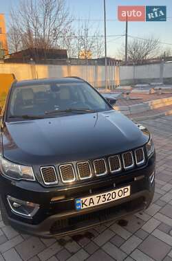 Внедорожник / Кроссовер Jeep Compass 2019 в 
