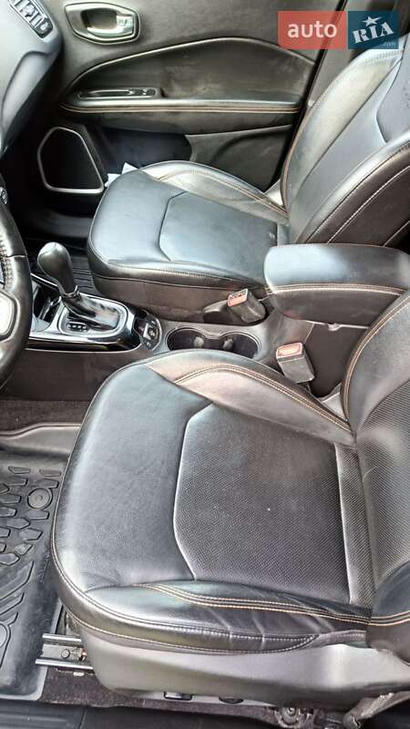 Внедорожник / Кроссовер Jeep Compass 2019 в Киеве