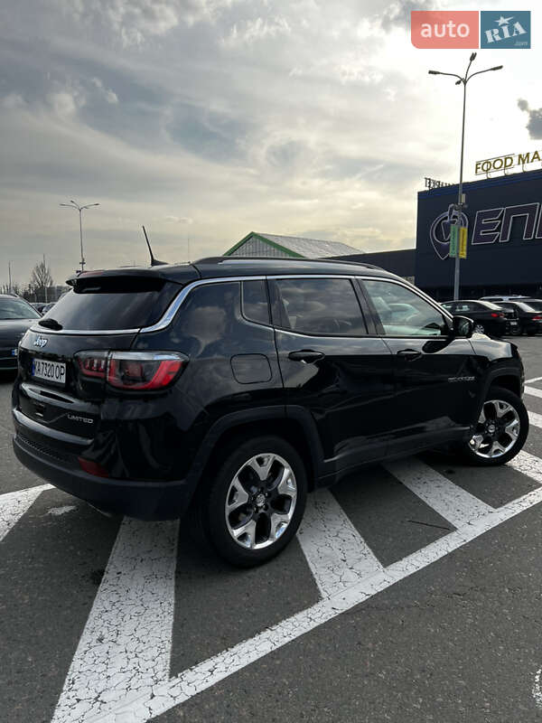 Внедорожник / Кроссовер Jeep Compass 2019 в Киеве