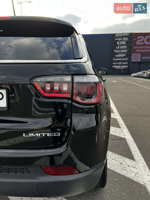 Внедорожник / Кроссовер Jeep Compass 2019 в Киеве