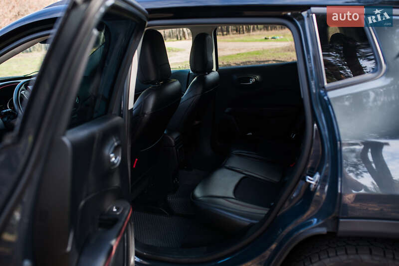 Внедорожник / Кроссовер Jeep Compass 2018 в Днепре фото 21 Внедорожник / Кроссовер Jeep Compass 2018 в Днепре