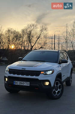 Позашляховик / Кросовер Jeep Compass 2022 в 
