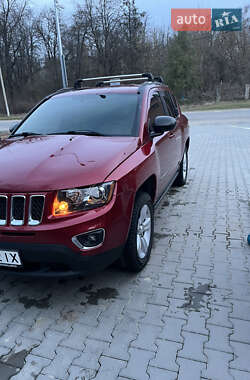 Внедорожник / Кроссовер Jeep Compass 2014 в 