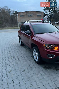 Внедорожник / Кроссовер Jeep Compass 2014 в 