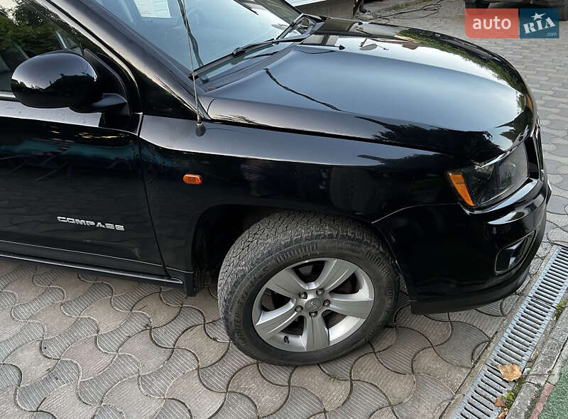 Внедорожник / Кроссовер Jeep Compass 2015 в Ивано-Франковске фото 5 Внедорожник / Кроссовер Jeep Compass 2015 в Ивано-Франковске