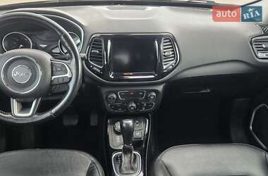 Позашляховик / Кросовер Jeep Compass 2020 в 