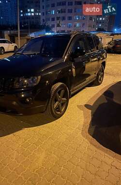 Внедорожник / Кроссовер Jeep Compass 2011 в 