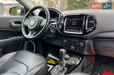 Позашляховик / Кросовер Jeep Compass 2020 в 