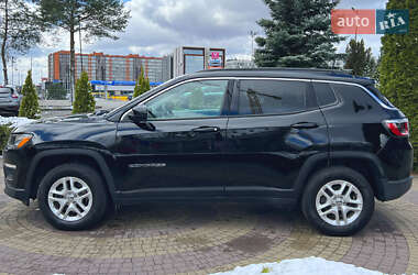 Внедорожник / Кроссовер Jeep Compass 2018 в 
