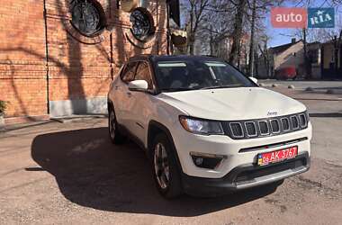 Позашляховик / Кросовер Jeep Compass 2019 в 