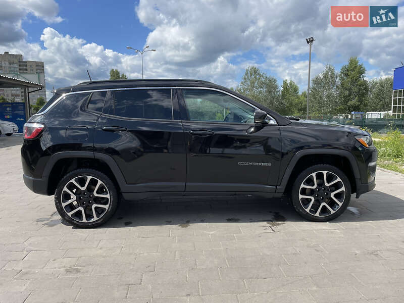 Позашляховик / Кросовер Jeep Compass 2017 в Полтаві
