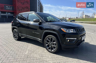 Внедорожник / Кроссовер Jeep Compass 2020 в 