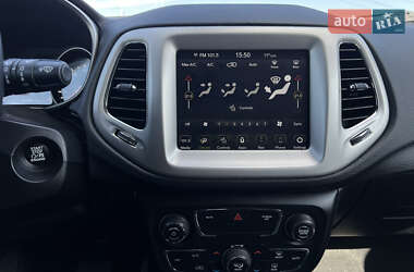 Внедорожник / Кроссовер Jeep Compass 2020 в 