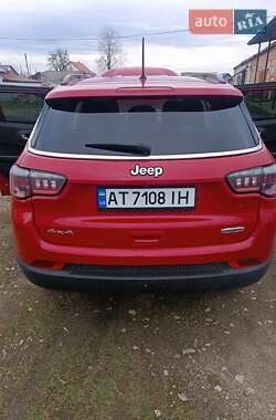 Внедорожник / Кроссовер Jeep Compass 2017 в 