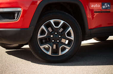 Позашляховик / Кросовер Jeep Compass 2017 в 