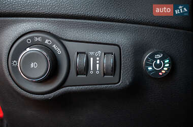 Позашляховик / Кросовер Jeep Compass 2017 в 