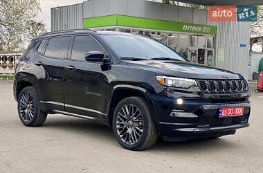 Внедорожник / Кроссовер Jeep Compass 2022 в 