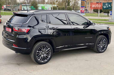 Внедорожник / Кроссовер Jeep Compass 2022 в 