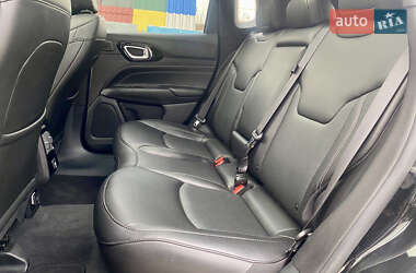 Внедорожник / Кроссовер Jeep Compass 2022 в 