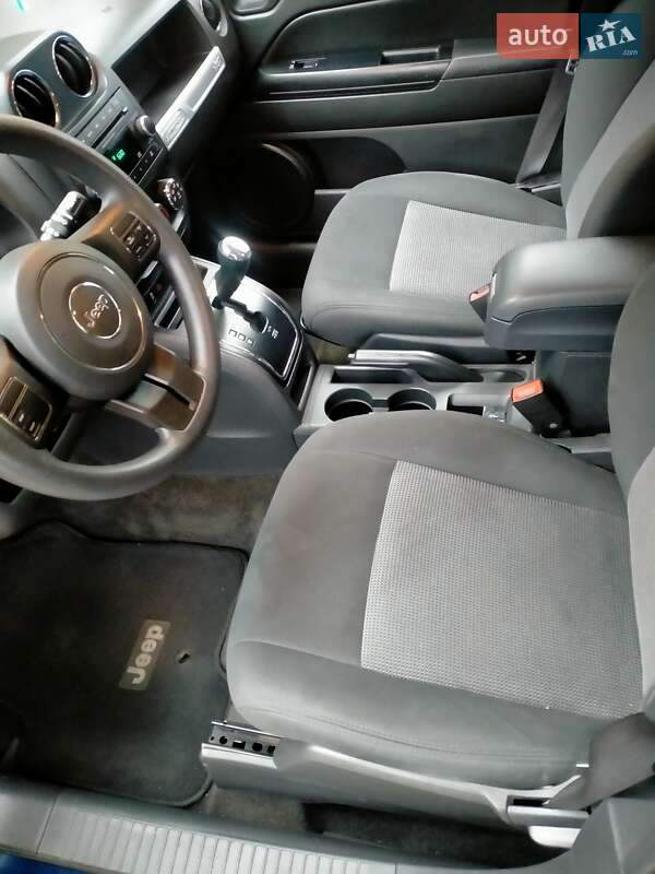 Внедорожник / Кроссовер Jeep Compass 2013 в Ровно