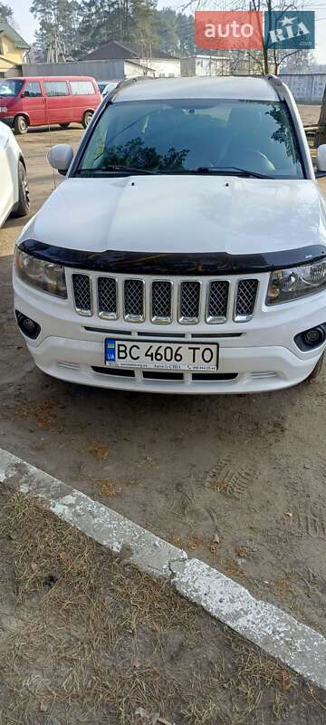 Позашляховик / Кросовер Jeep Compass 2014 в 