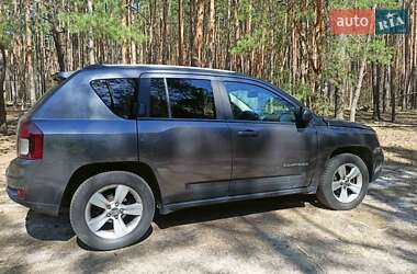 Внедорожник / Кроссовер Jeep Compass 2016 в 