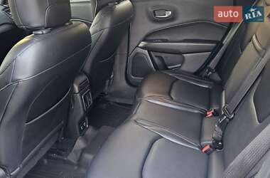 Внедорожник / Кроссовер Jeep Compass 2017 в 
