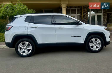 Позашляховик / Кросовер Jeep Compass 2021 в 