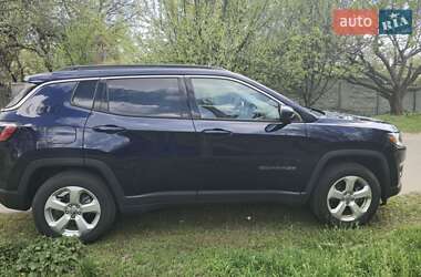 Позашляховик / Кросовер Jeep Compass 2018 в 