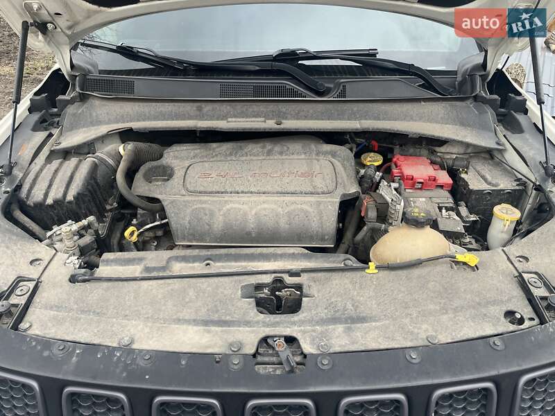 Внедорожник / Кроссовер Jeep Compass 2020 в Харькове