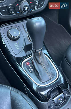 Внедорожник / Кроссовер Jeep Compass 2018 в 