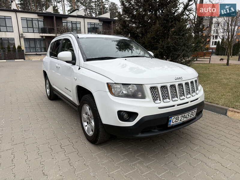Позашляховик / Кросовер Jeep Compass 2016 в 