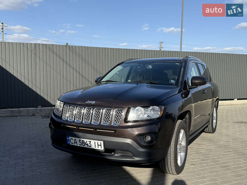 Внедорожник / Кроссовер Jeep Compass 2014 в Черкассах