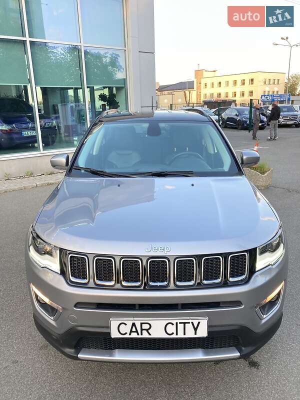Внедорожник / Кроссовер Jeep Compass 2018 в Киеве