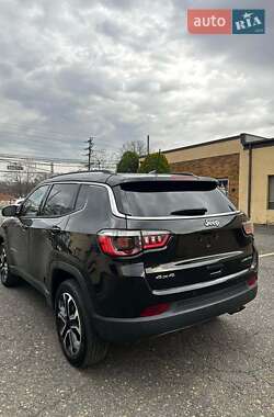Внедорожник / Кроссовер Jeep Compass 2022 в 