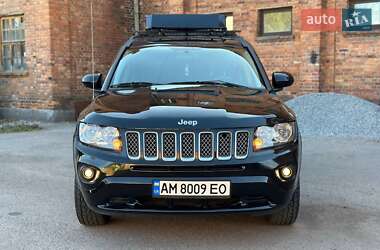 Внедорожник / Кроссовер Jeep Compass 2014 в 