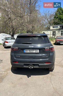 Внедорожник / Кроссовер Jeep Compass 2017 в 