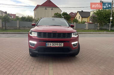 Внедорожник / Кроссовер Jeep Compass 2017 в 