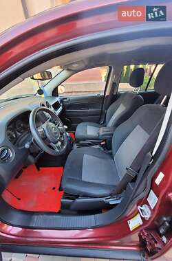 Позашляховик / Кросовер Jeep Compass 2015 в 