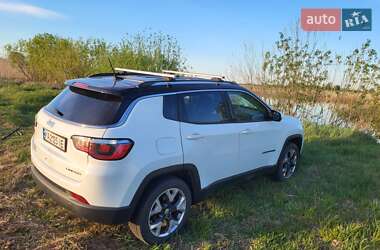 Внедорожник / Кроссовер Jeep Compass 2018 в 