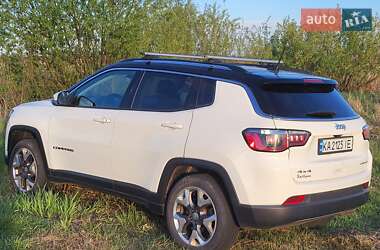 Внедорожник / Кроссовер Jeep Compass 2018 в 