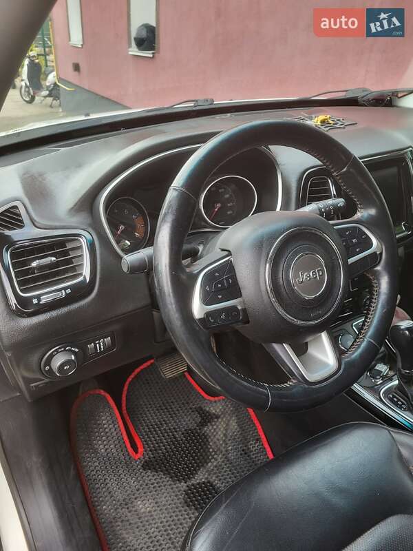 Внедорожник / Кроссовер Jeep Compass 2018 в Киеве