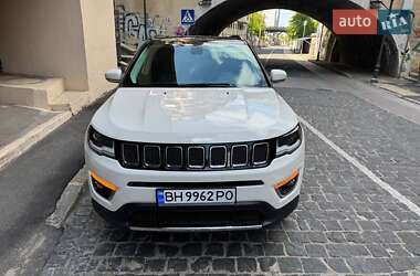 Внедорожник / Кроссовер Jeep Compass 2019 в 
