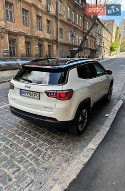 Внедорожник / Кроссовер Jeep Compass 2019 в 