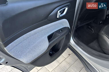 Внедорожник / Кроссовер Jeep Compass 2021 в 