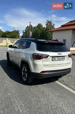 Внедорожник / Кроссовер Jeep Compass 2018 в 