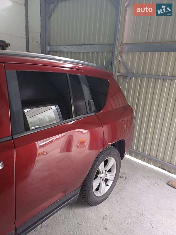 Позашляховик / Кросовер Jeep Compass 2013 в Києві